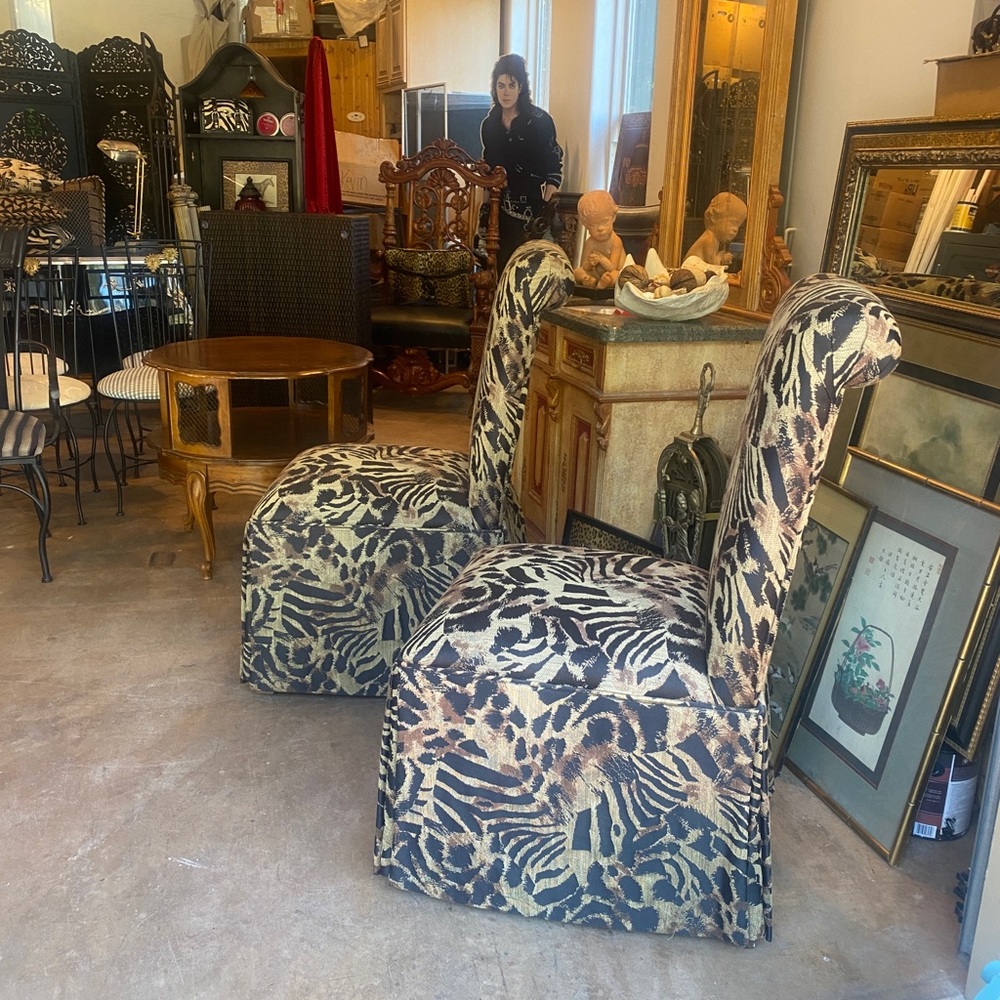 Estate Sale Contact if you are interested in Antique or Vintage HIGH END items! - Picture 11 of 17